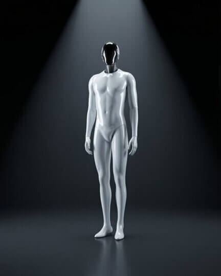 robot humanoide conceptual de cuerpo completo bajo un haz de luz en un escenario oscuro